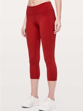 lululemon athletica Red Pace Rival Crop 22” leggings Size 6